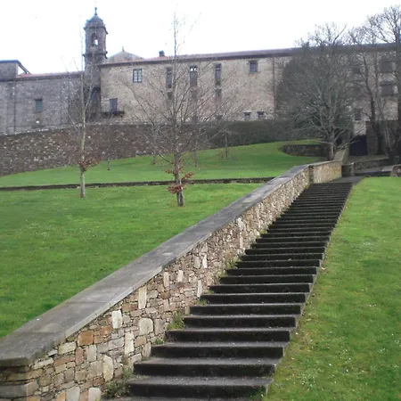 Ciudad De La Cultura Lägenhet *