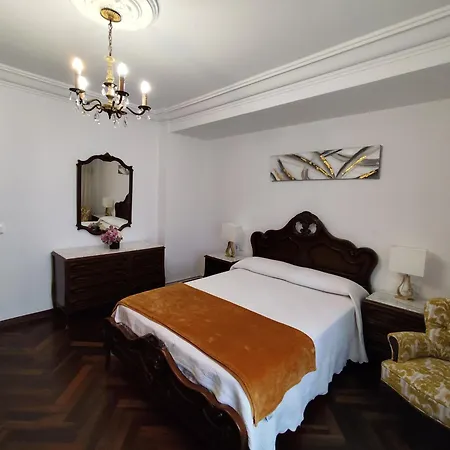 Apartamento Ciudad De La Cultura Apartment